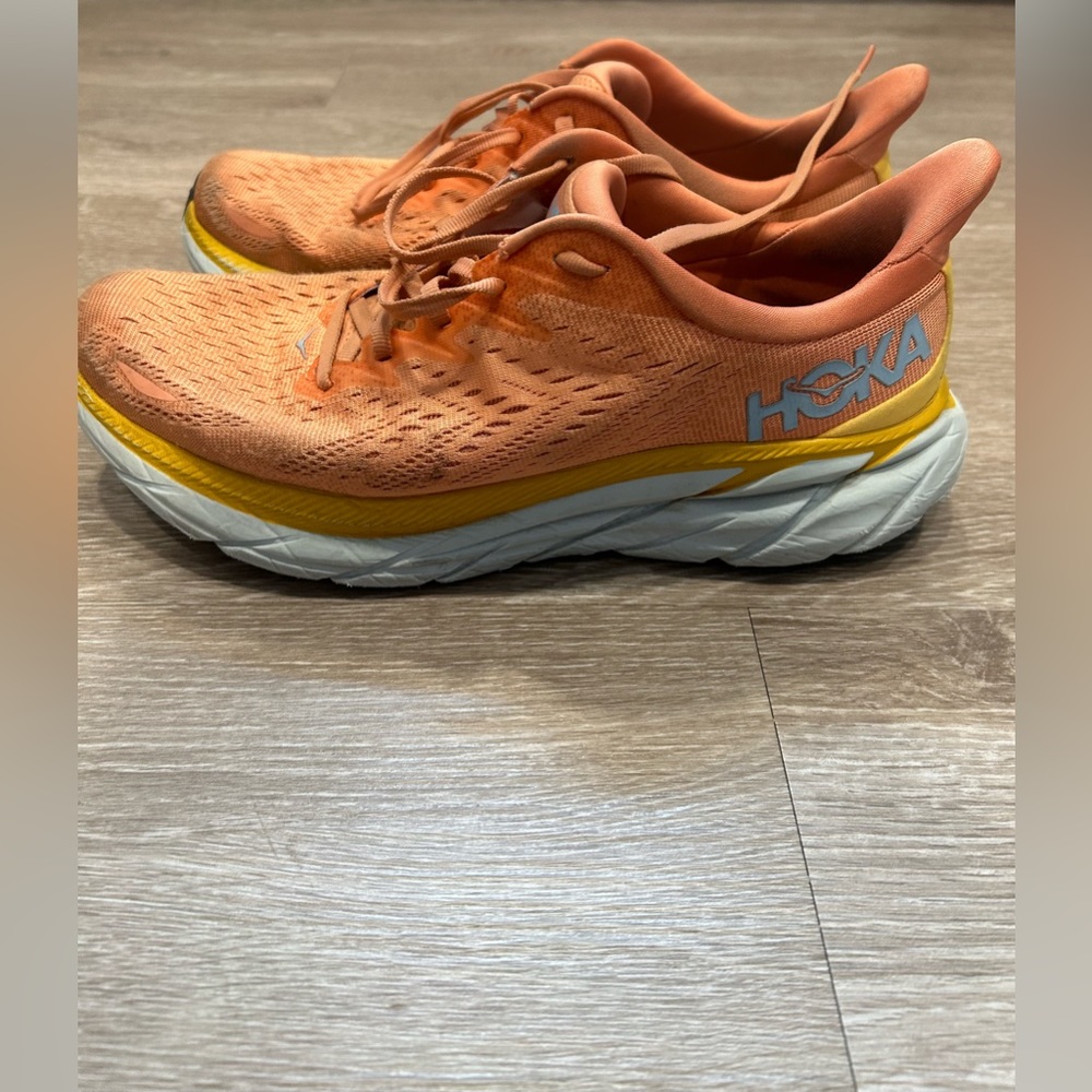 Women’s HOKA Clifton 8